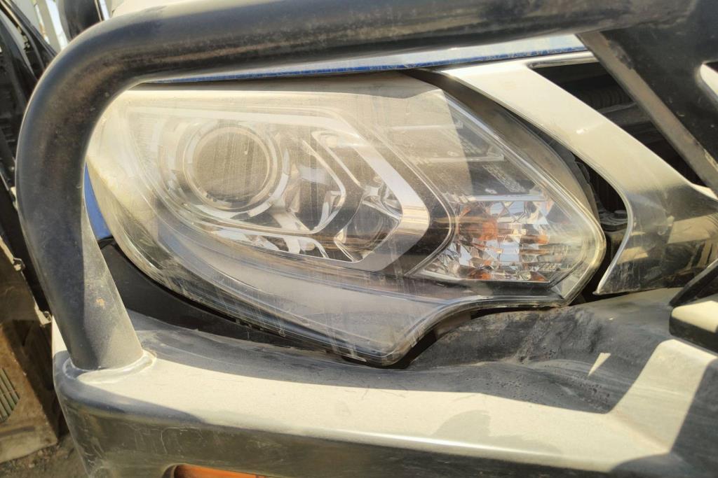 Lights Front light Mitsubishi L200