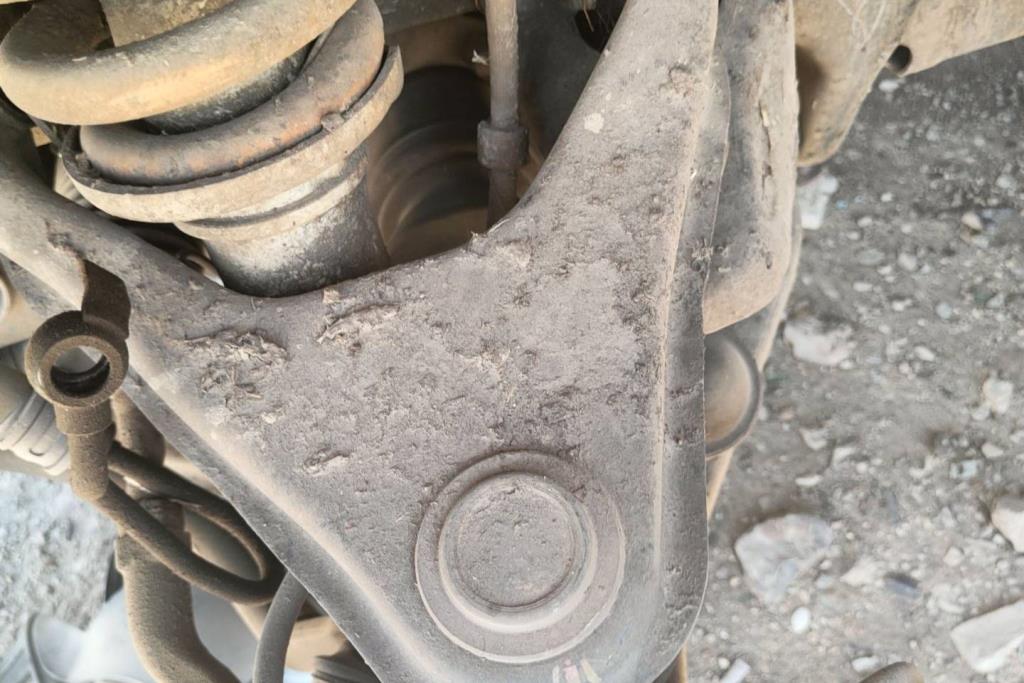  Mechanics  Mitsubishi L200