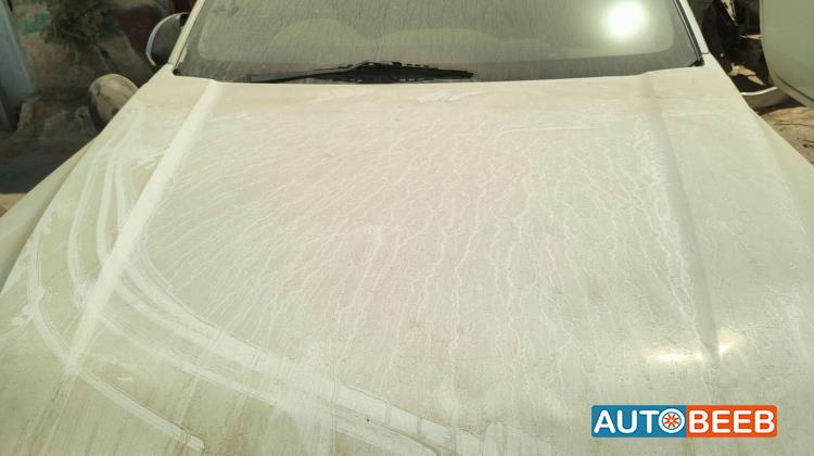 Body  Hood Mitsubishi L200
