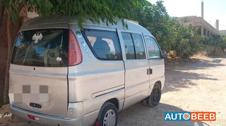 Minivan Suzuki 2006