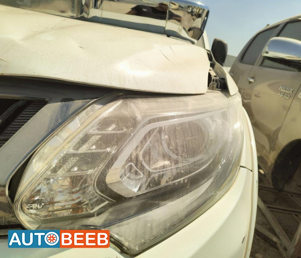 Lights Front light Mitsubishi L200