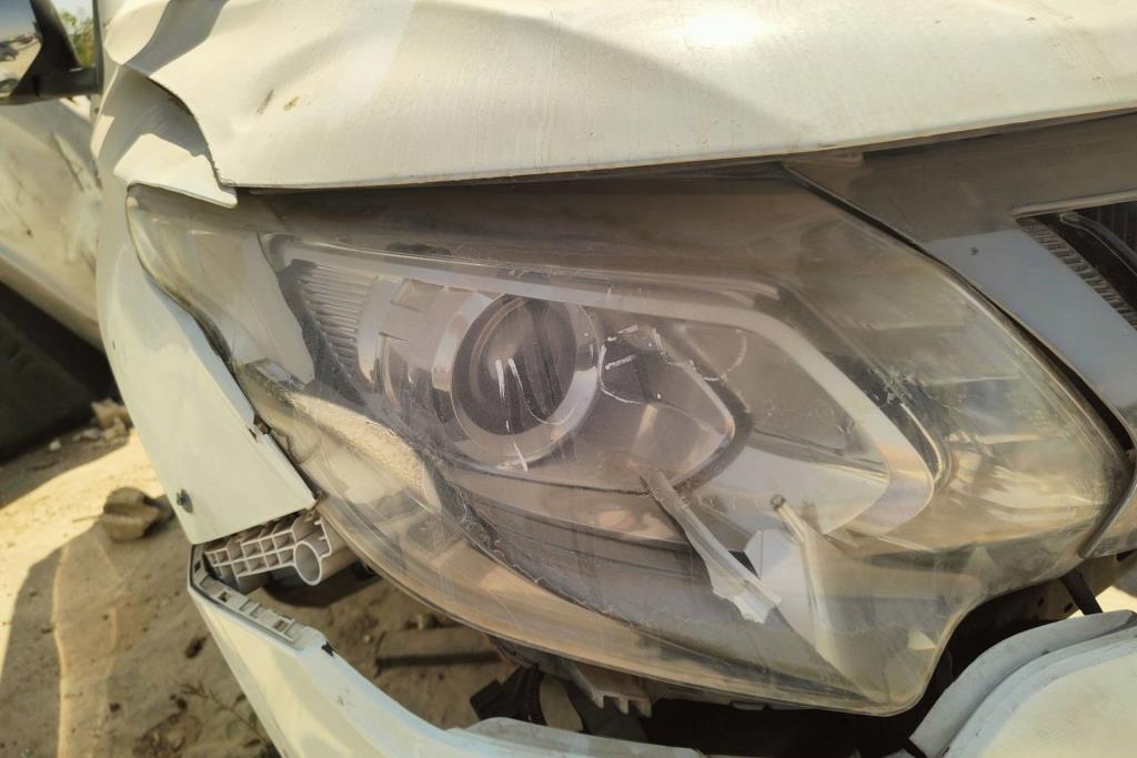 Lights Front light Mitsubishi L200