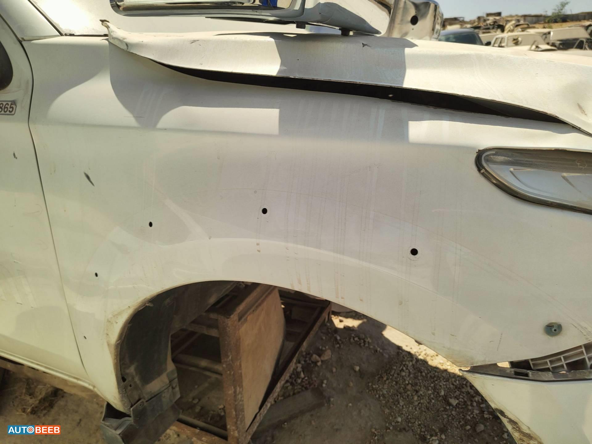Body  Fenders  Mitsubishi L200