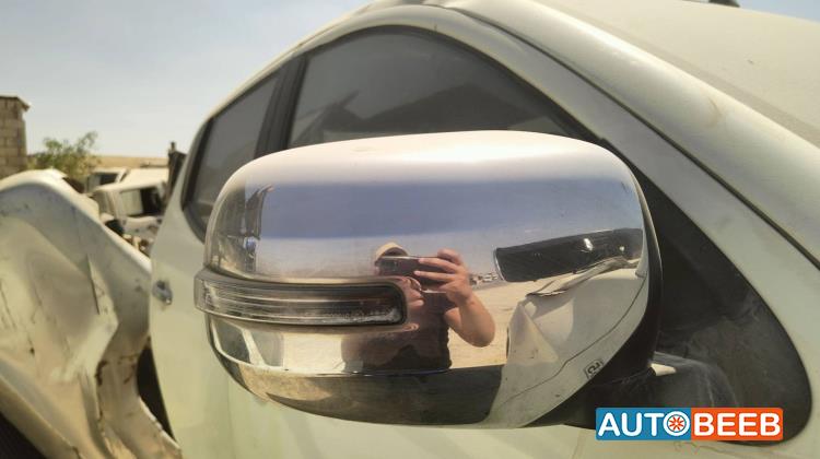 Body  Wing Mirror Mitsubishi L200