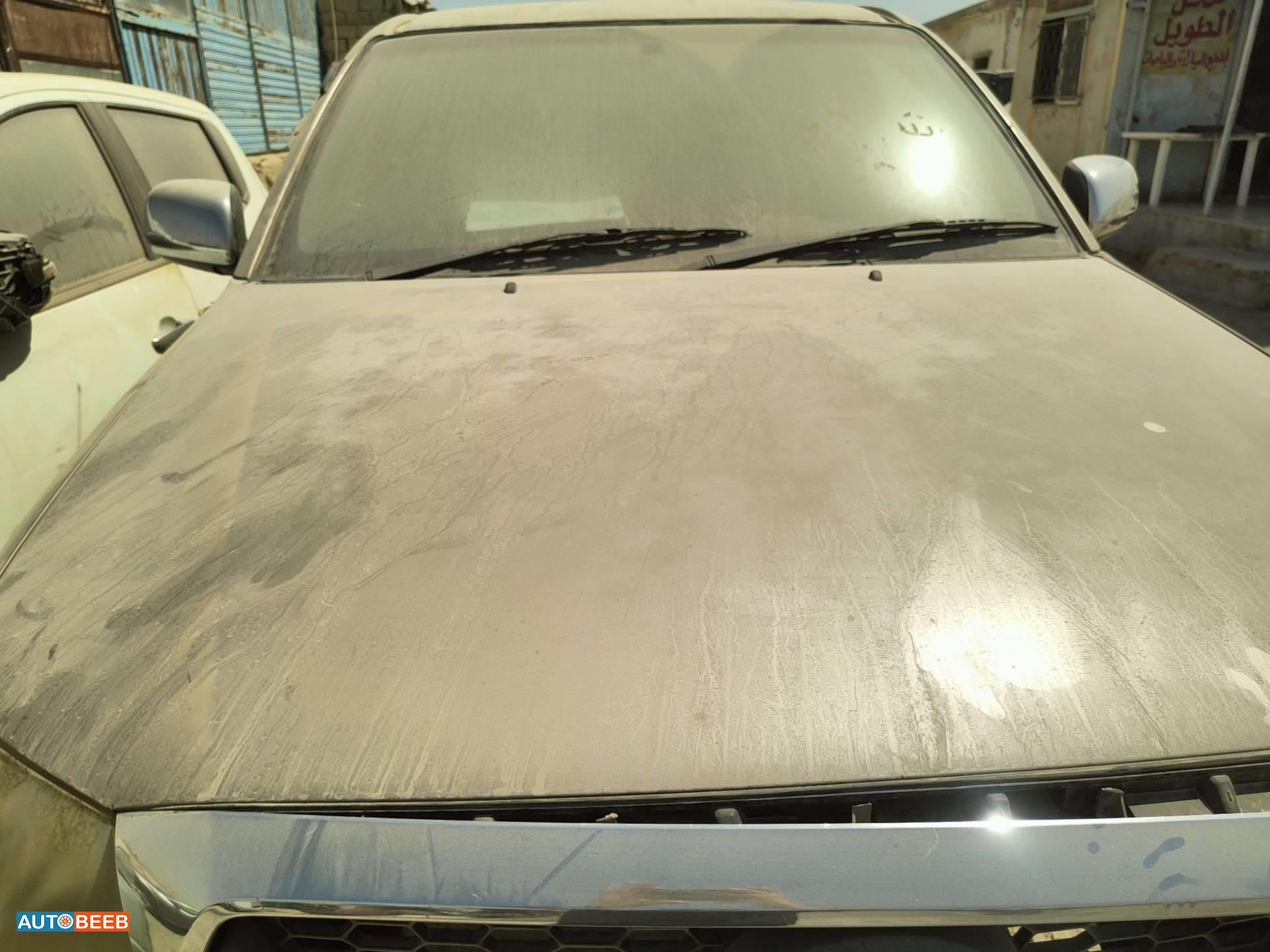 Body  Hood Toyota Hilux