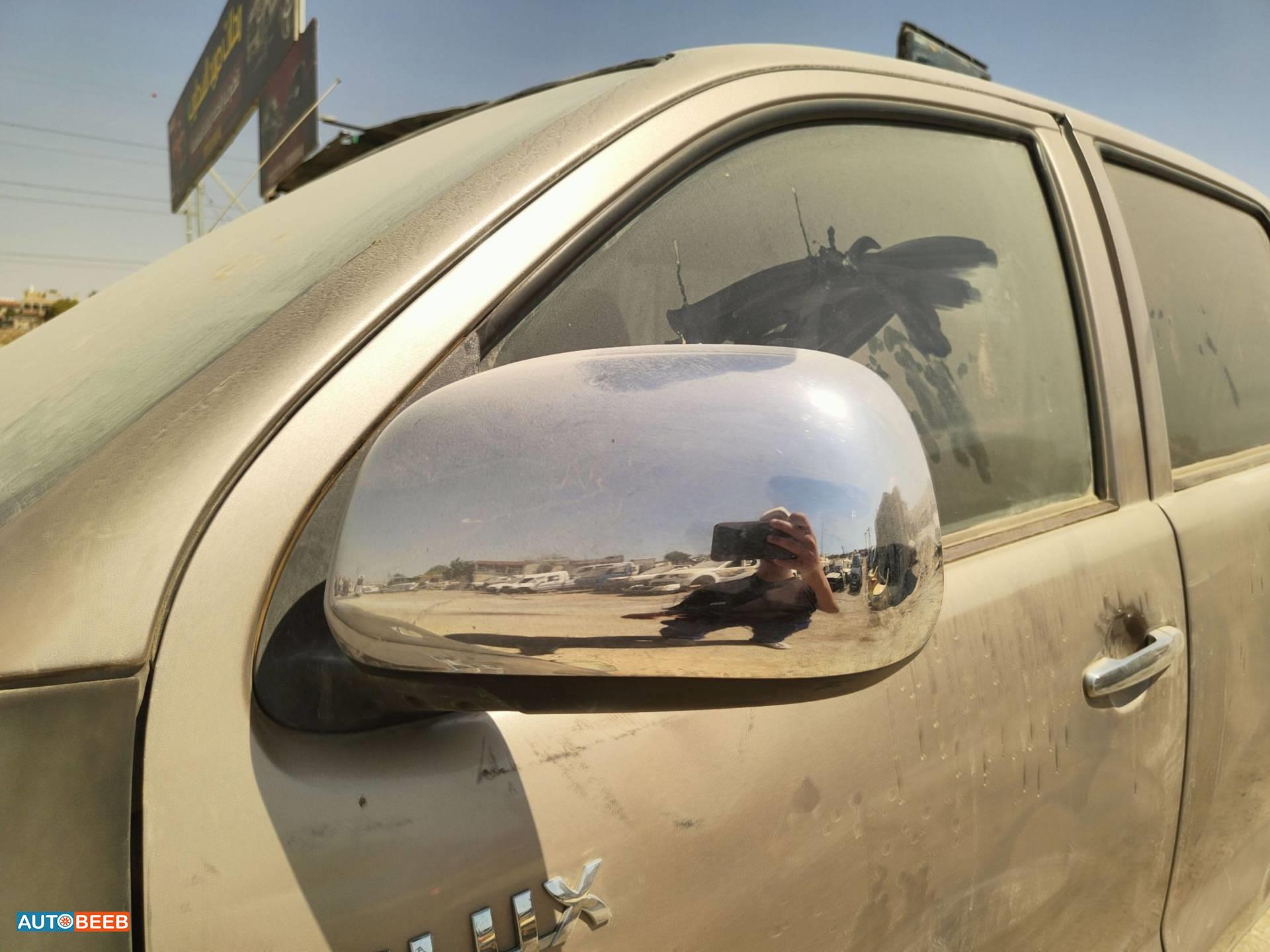 Body  Wing Mirror Toyota Hilux