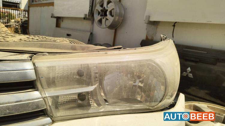 Lights Front light Toyota Hilux