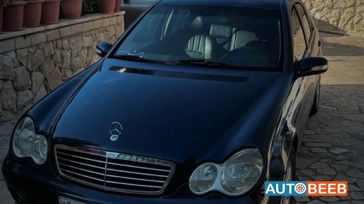 Mercedes Benz C200 2003