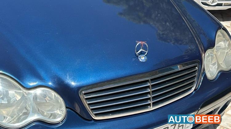 Mercedes Benz C200 2003