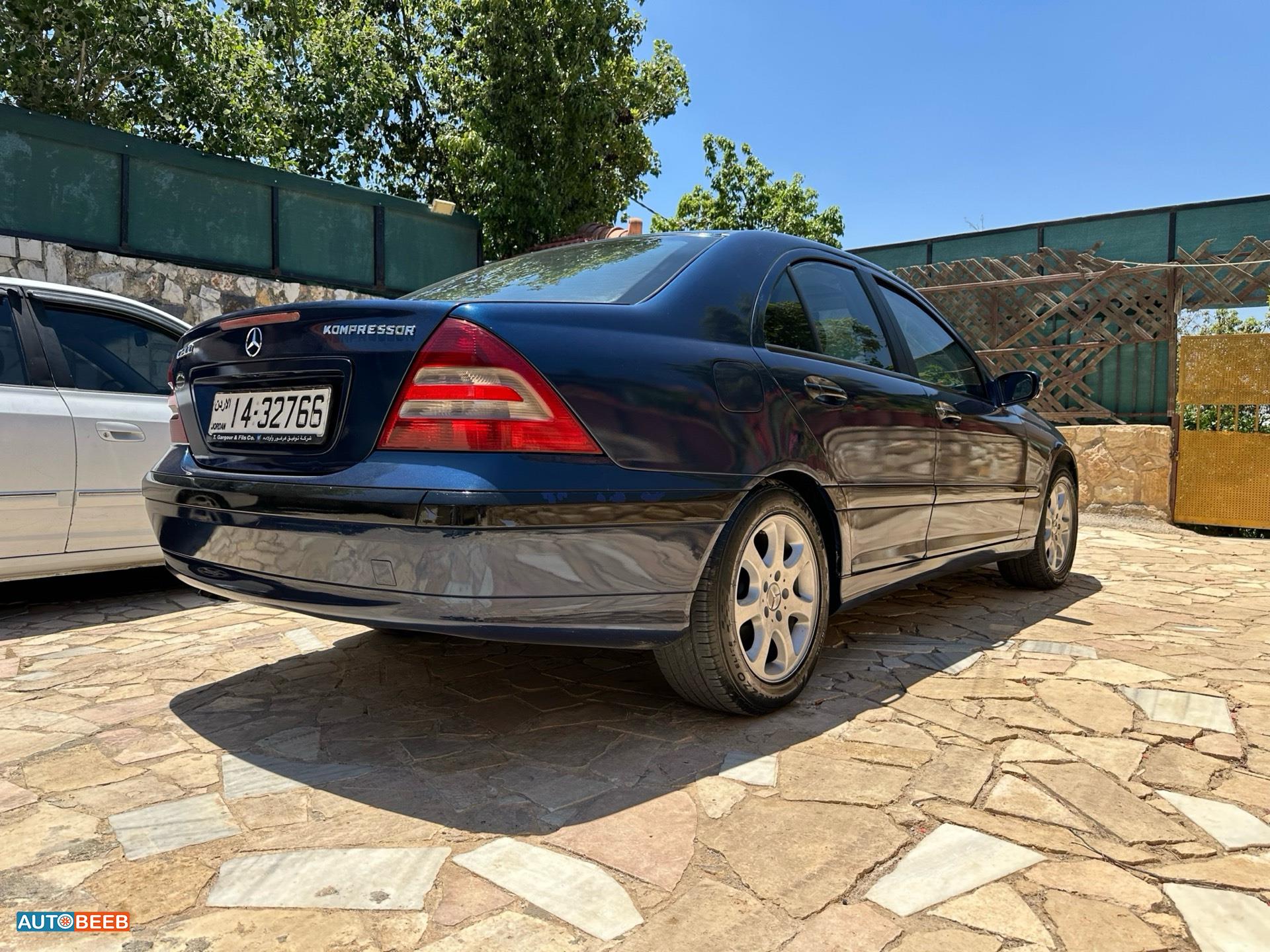 Mercedes Benz C200 2003