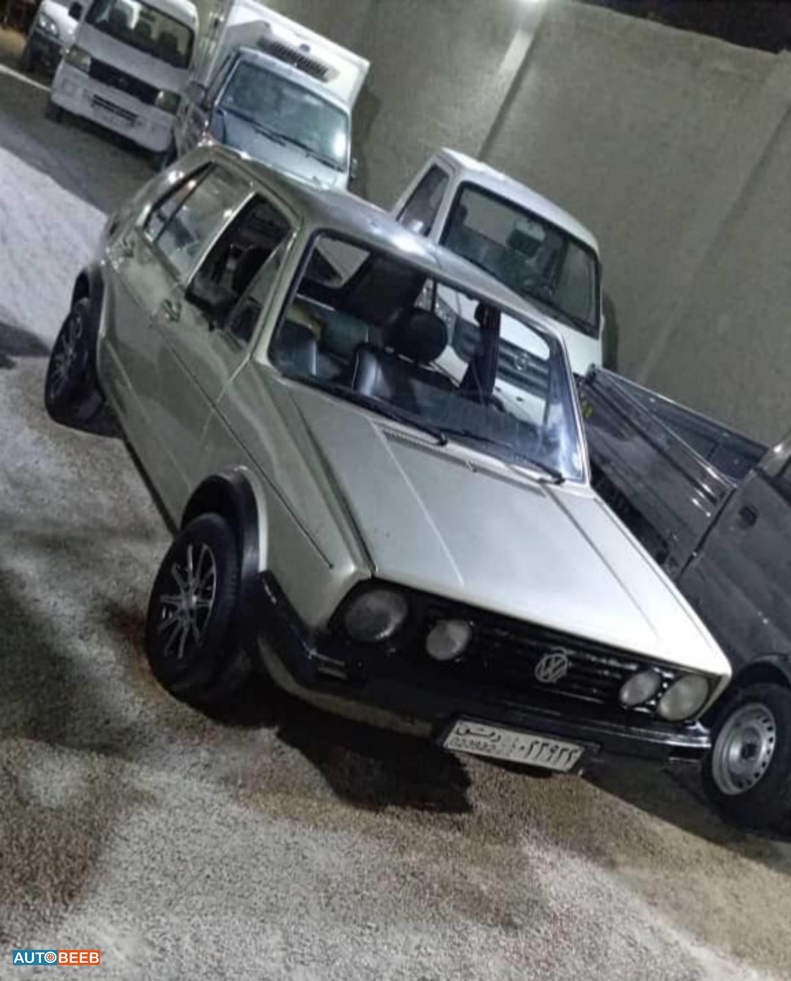 فولكس فاجن جولف 1977