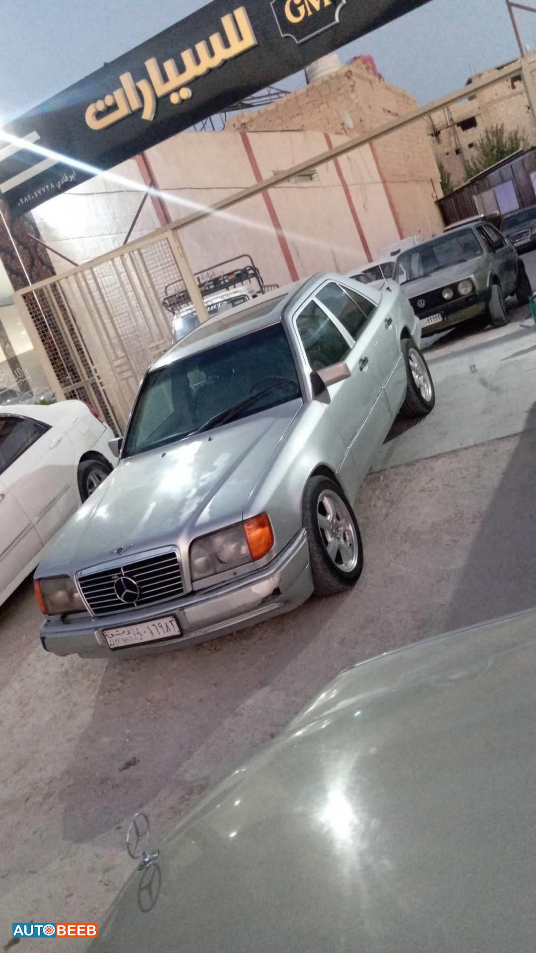 Mercedes Benz 220 1995
