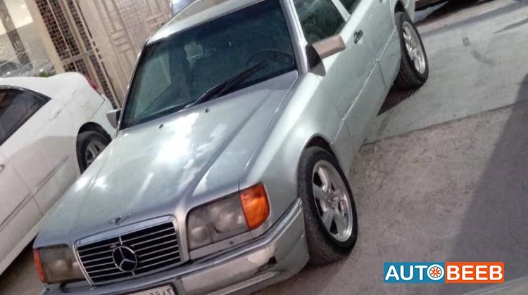 Mercedes Benz 220 1995