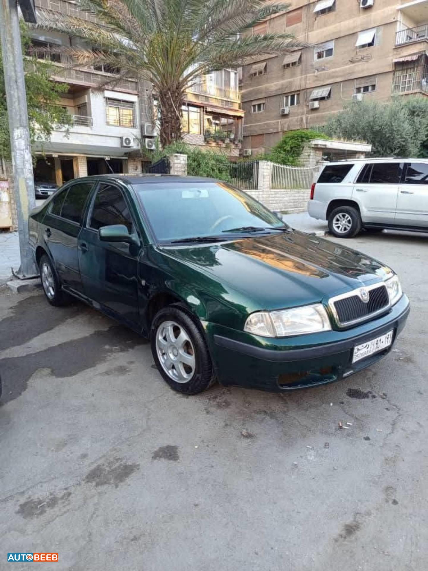 سكودا اوكتافيا 2001