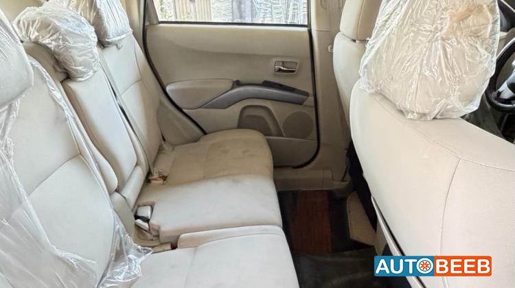 Mitsubishi Outlander 2008