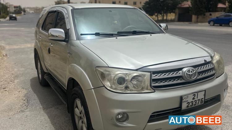 Toyota Fortuner 2009
