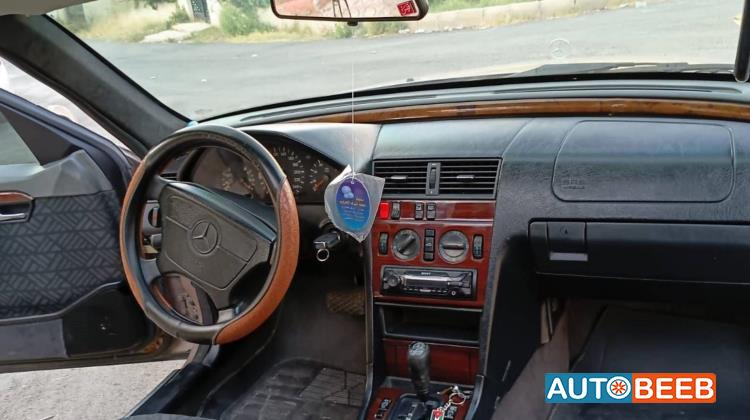 Mercedes Benz C200 1995