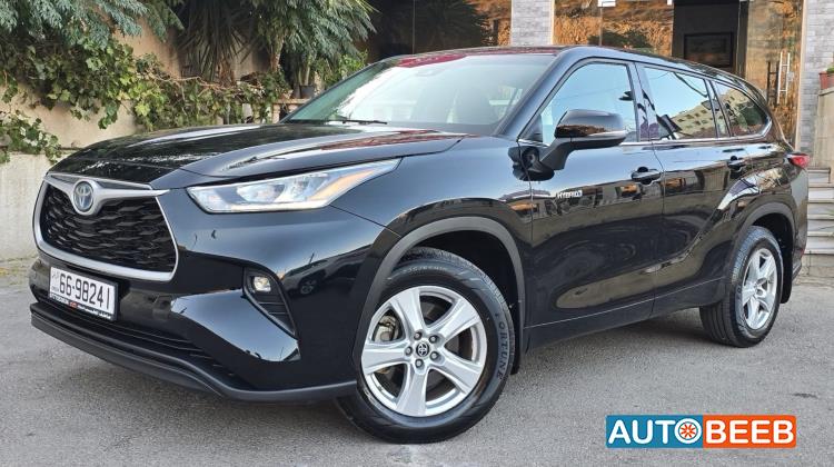 Toyota Highlander 2021