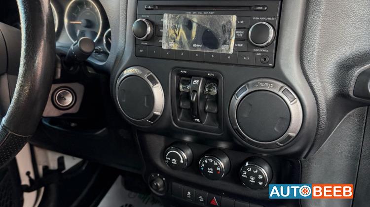 Jeep Wrangler 2015