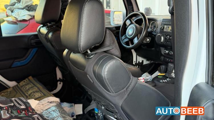 Jeep Wrangler 2015