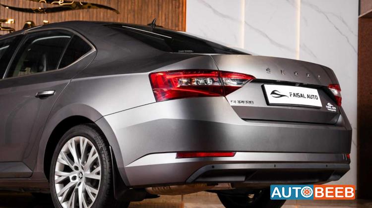Skoda Superb 2023
