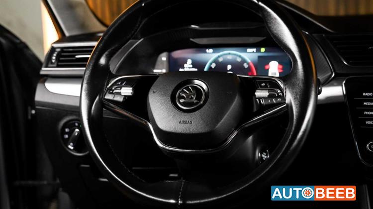 Skoda Superb 2023