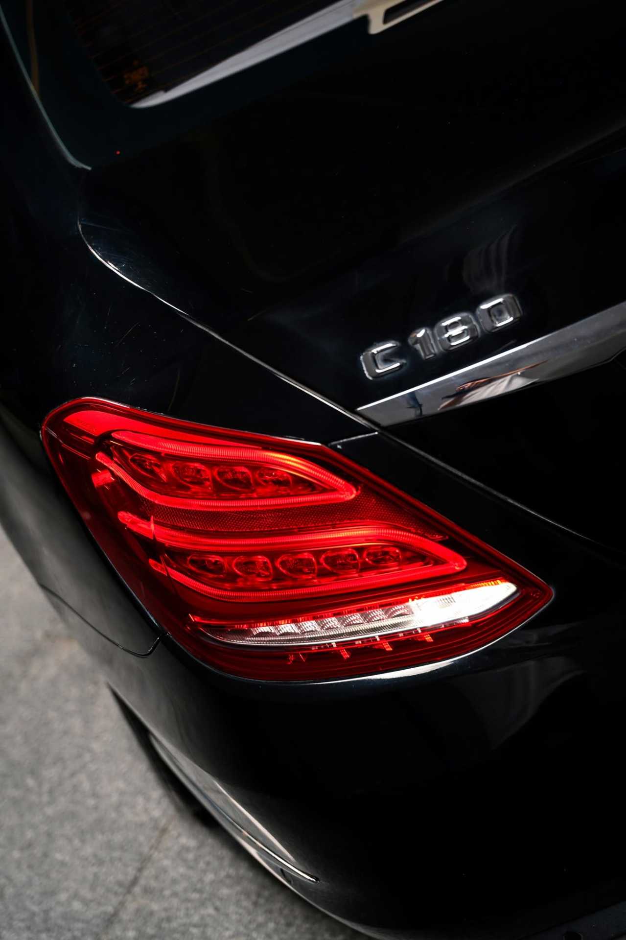 Mercedes Benz C180 2015