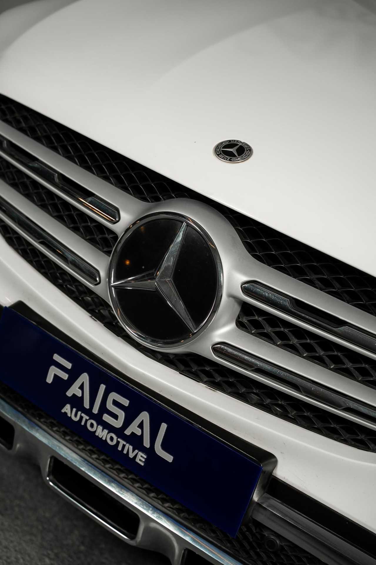 Mercedes Benz GLC200 2021