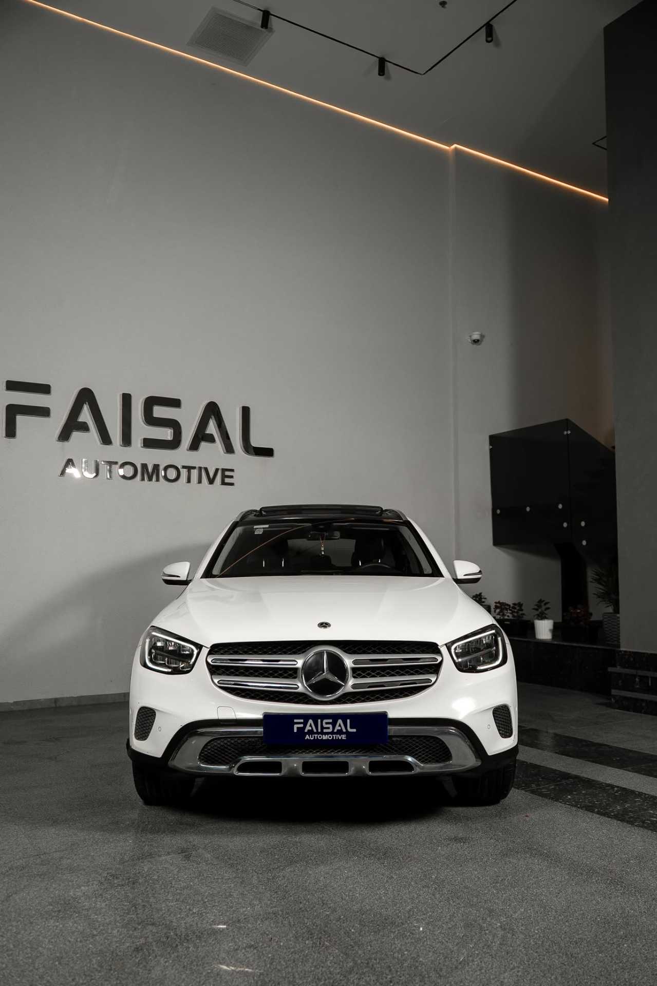 Mercedes Benz GLC200 2021
