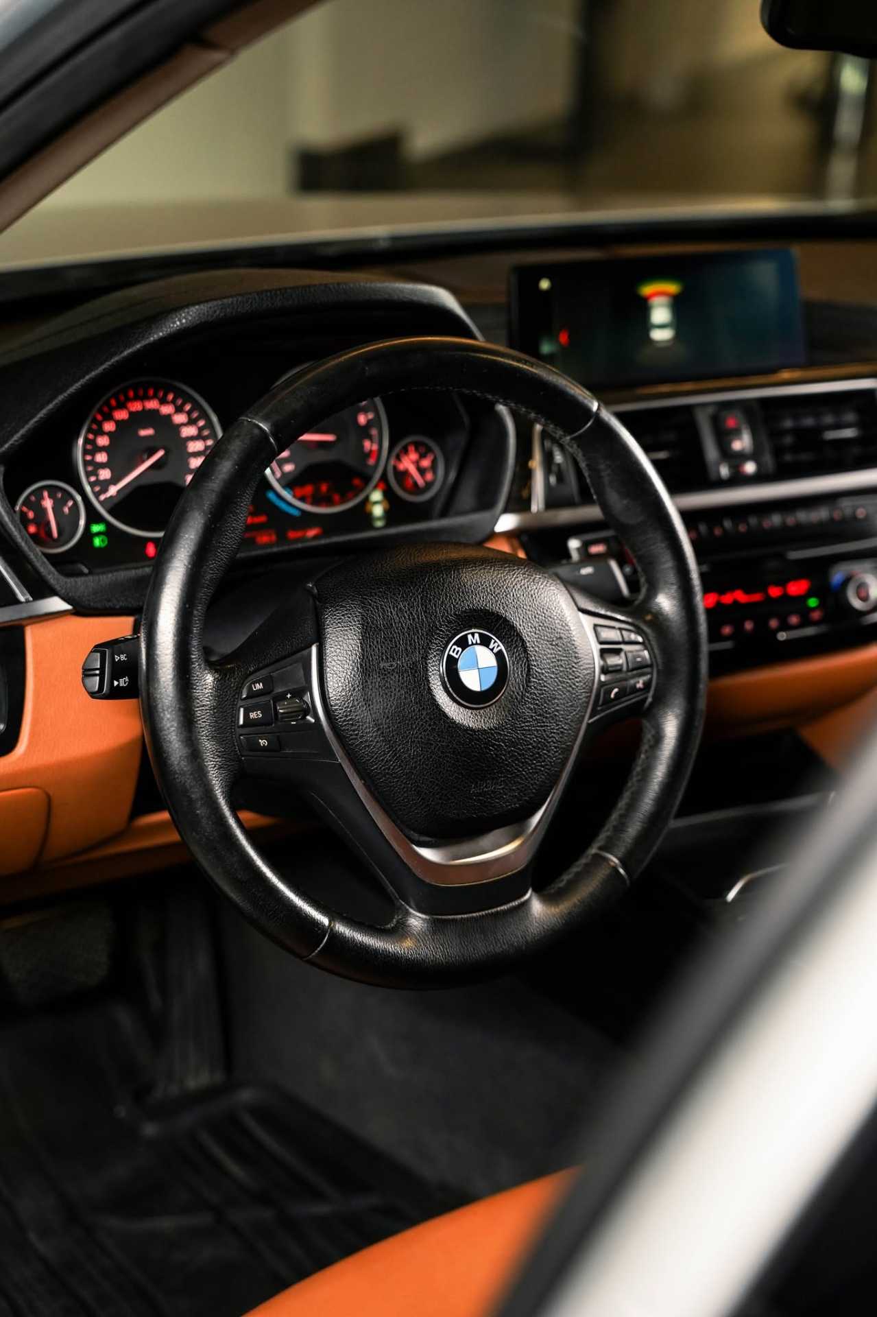 BMW 320 2018