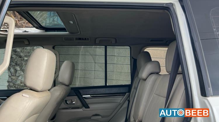 Mitsubishi Pajero 2011