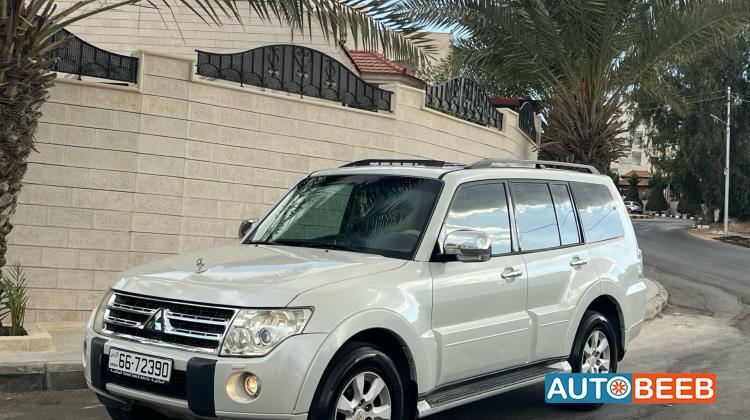Mitsubishi Pajero 2011