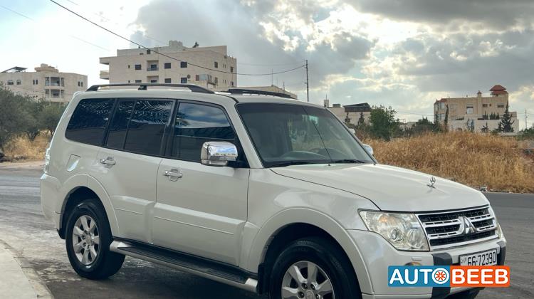Mitsubishi Pajero 2011