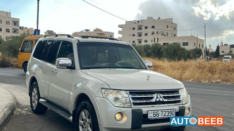 Mitsubishi Pajero 2011