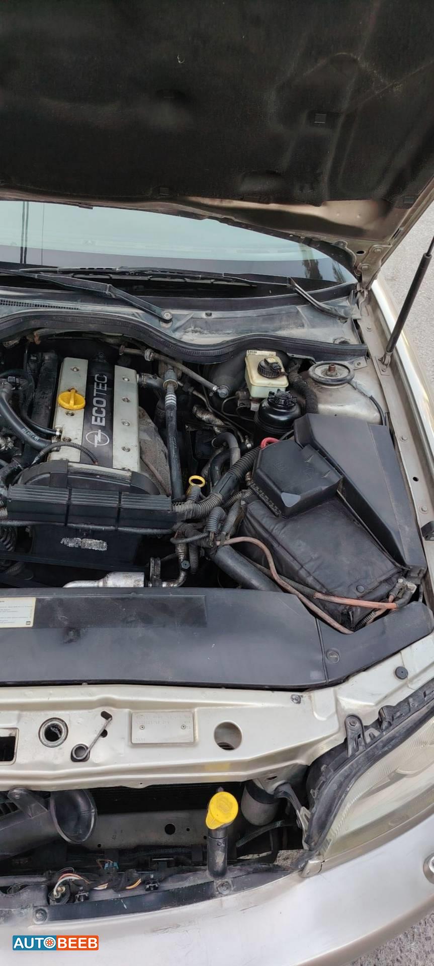 Opel Omega 2003
