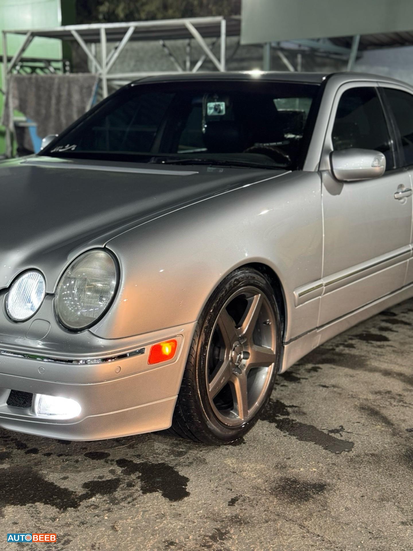 Mercedes Benz E230 2002