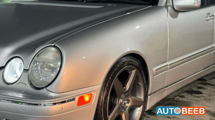 Mercedes Benz E230 2002