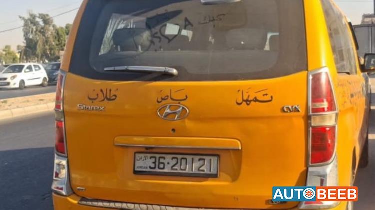 Minibus Hyundai 2012