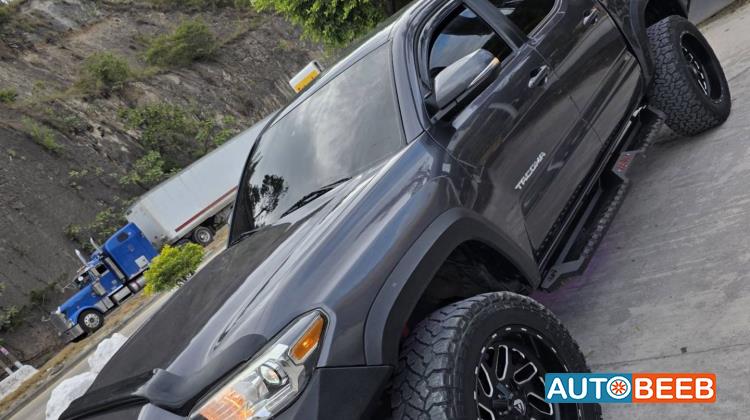 Toyota Tacoma 2019