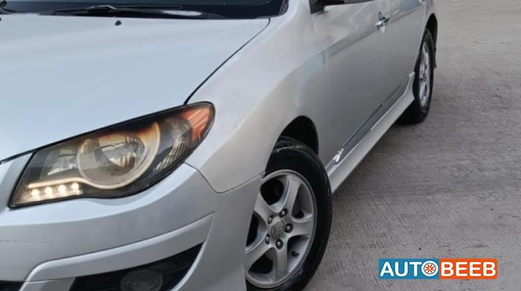 Hyundai Avante 2010