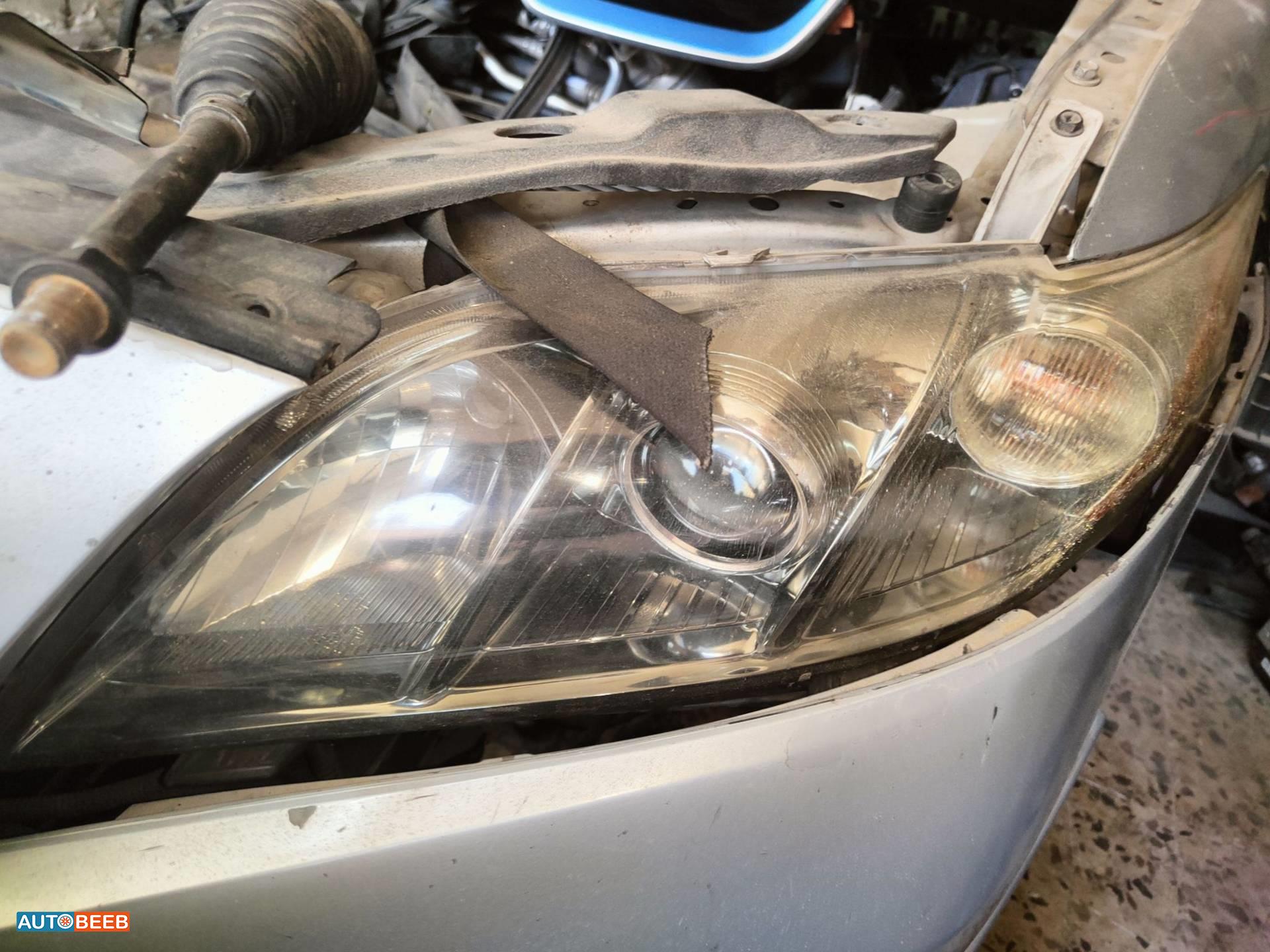Lights Front light Toyota Camry