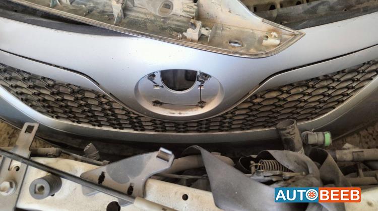 Body  Grilles Toyota Camry