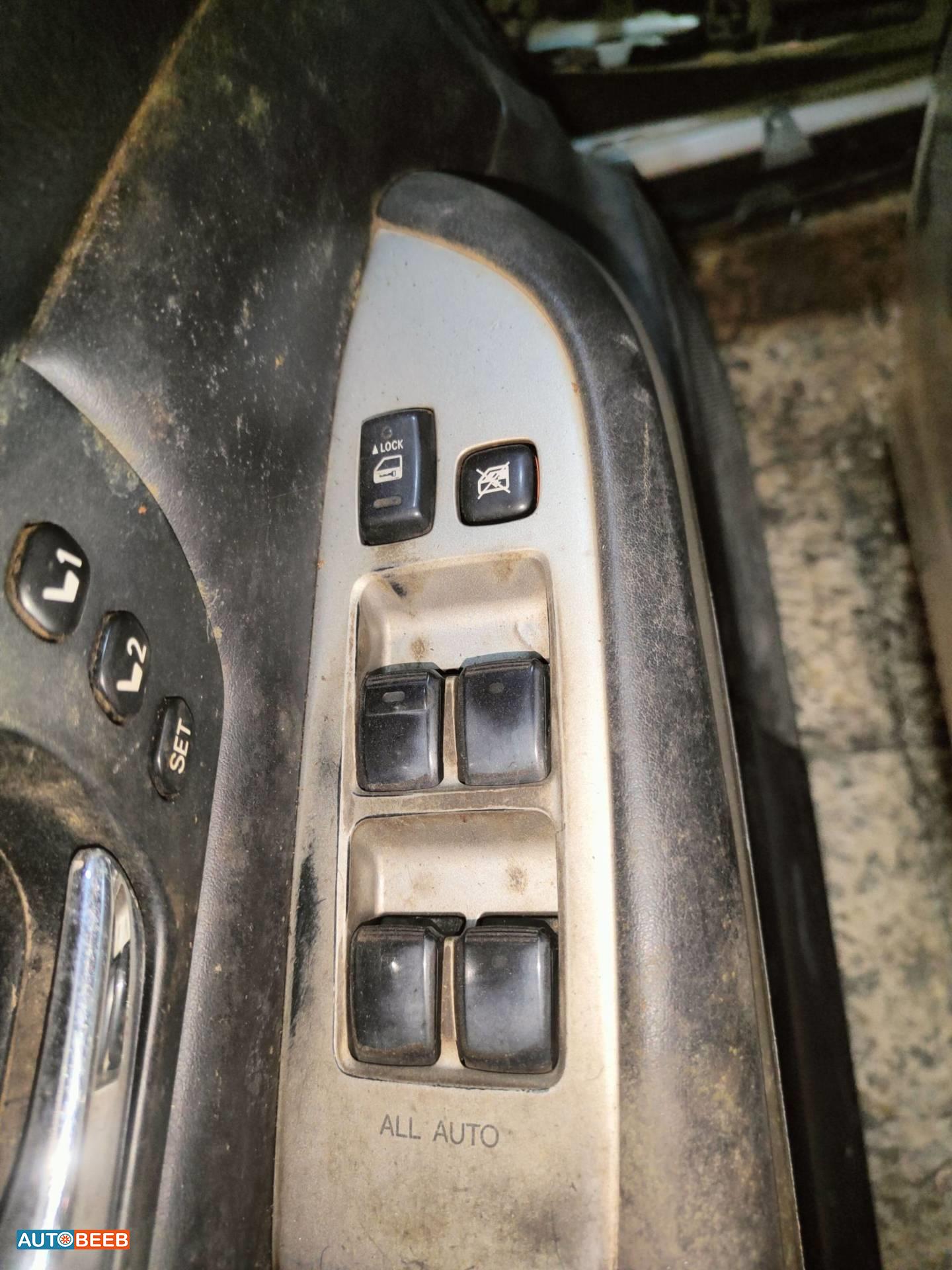 Cabin  Control buttons Lexus RX400