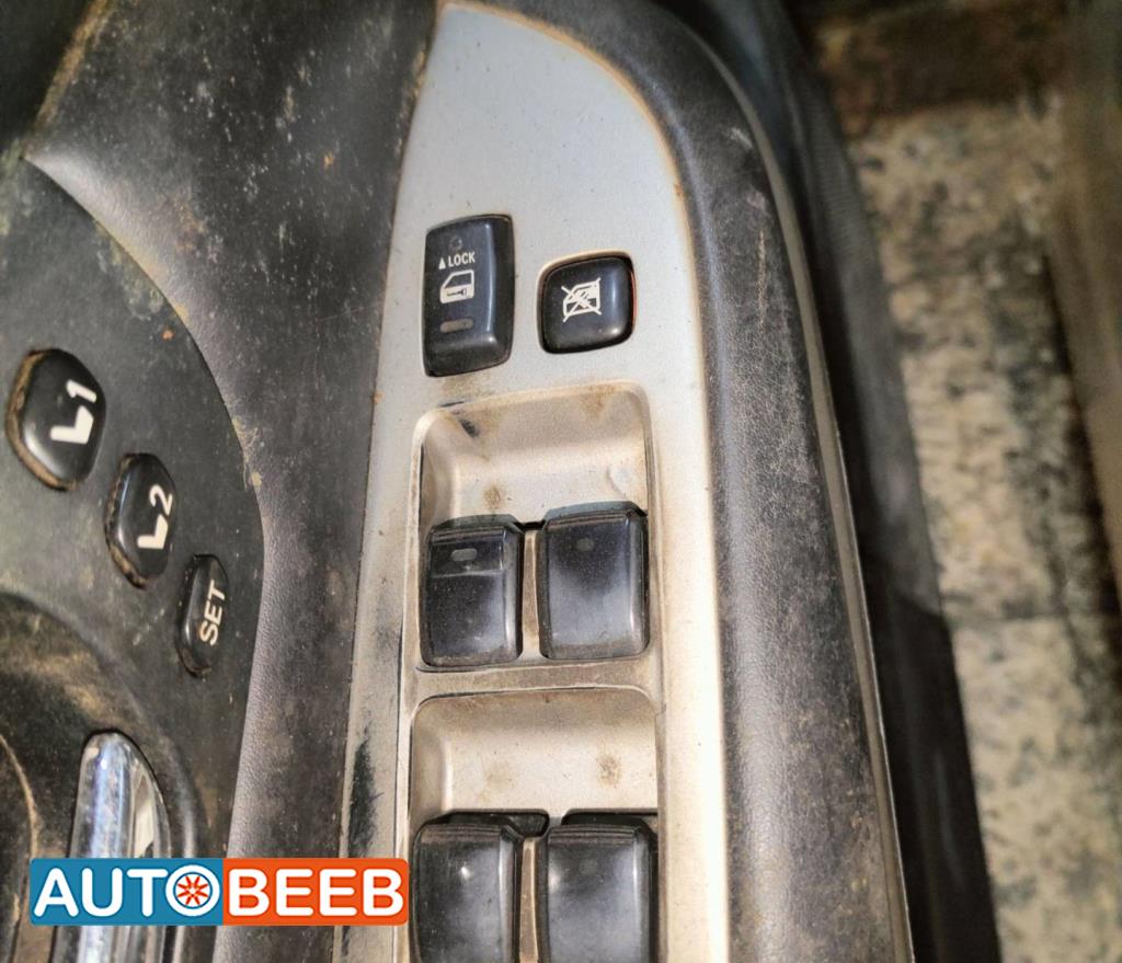 Cabin  Control buttons Lexus RX400