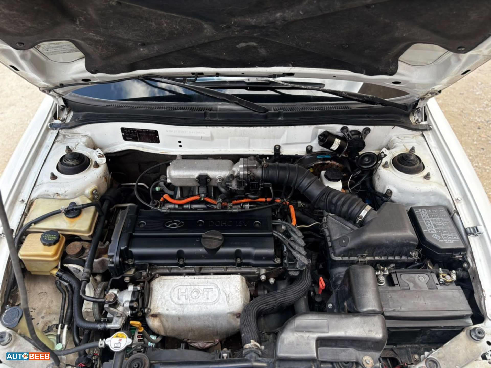 Hyundai Avante 1996