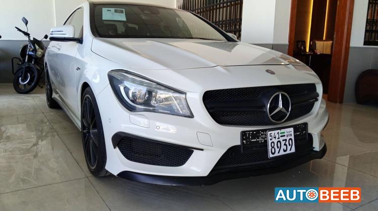Mercedes Benz CLA45 AMG 2015
