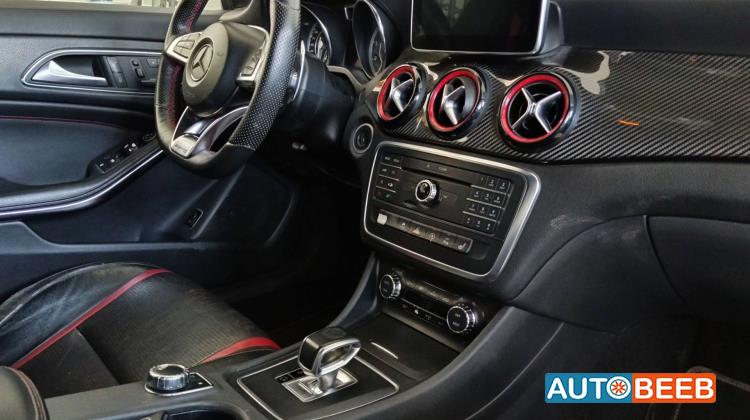 Mercedes Benz CLA45 AMG 2015
