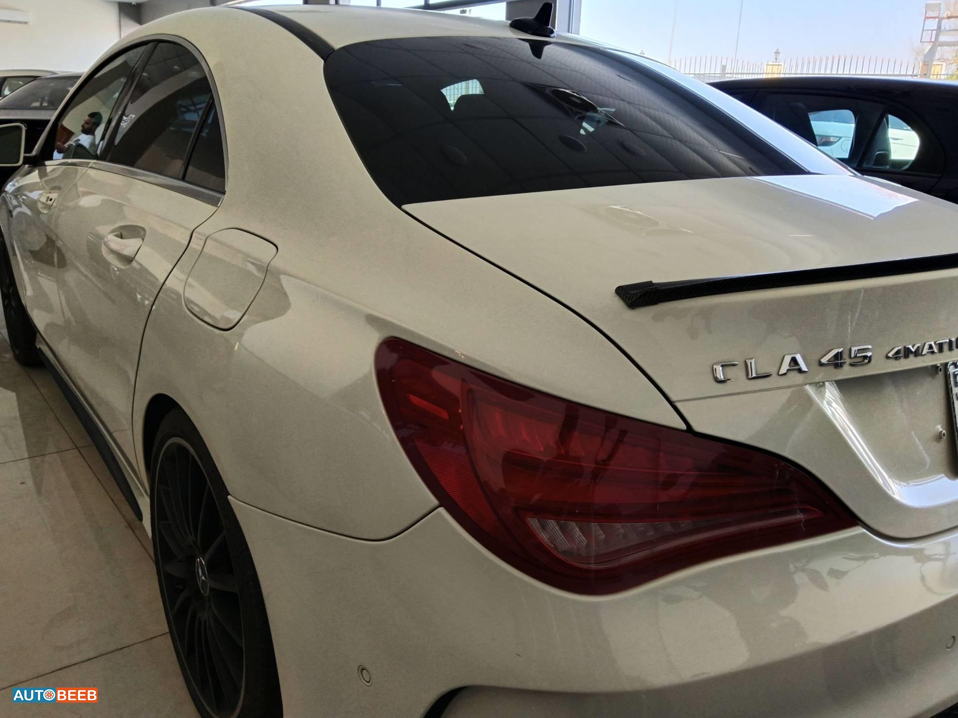 Mercedes Benz CLA45 AMG 2015