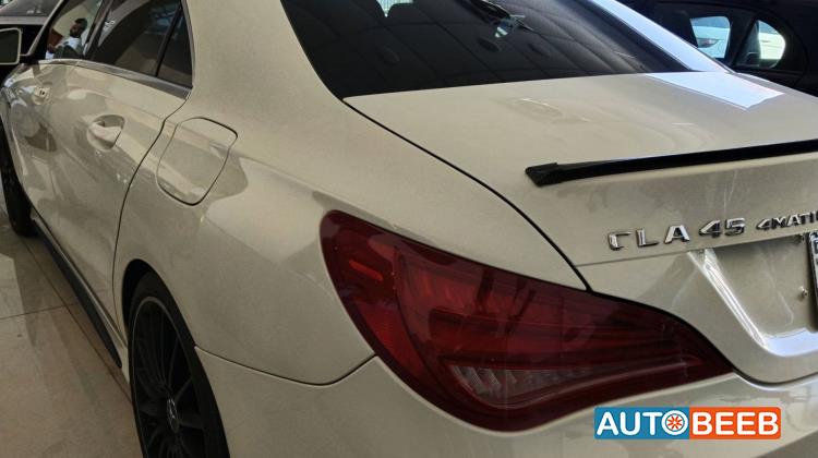 Mercedes Benz CLA45 AMG 2015