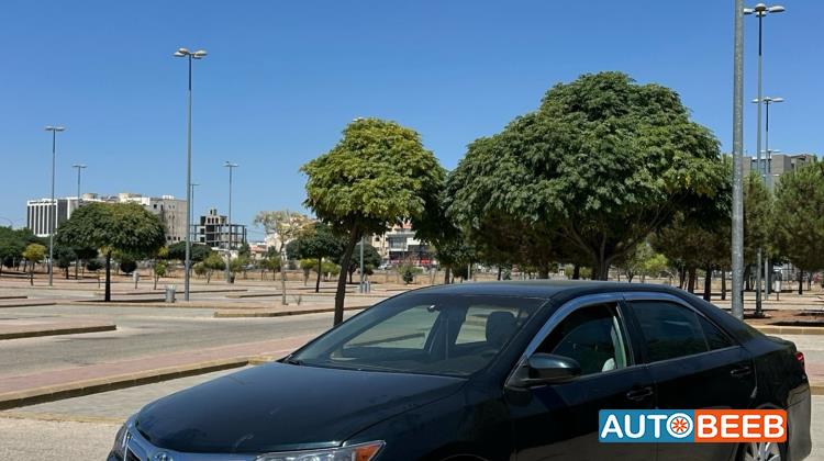 تويوتا كامري 2012